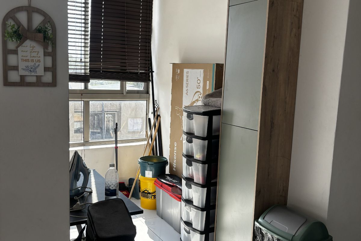 Apartment For Sale in Braamfontein - Photo 4