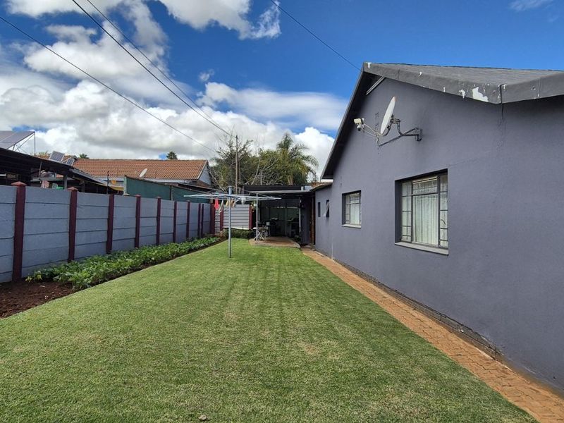 House For Sale in Lydenburg Central - Photo 9