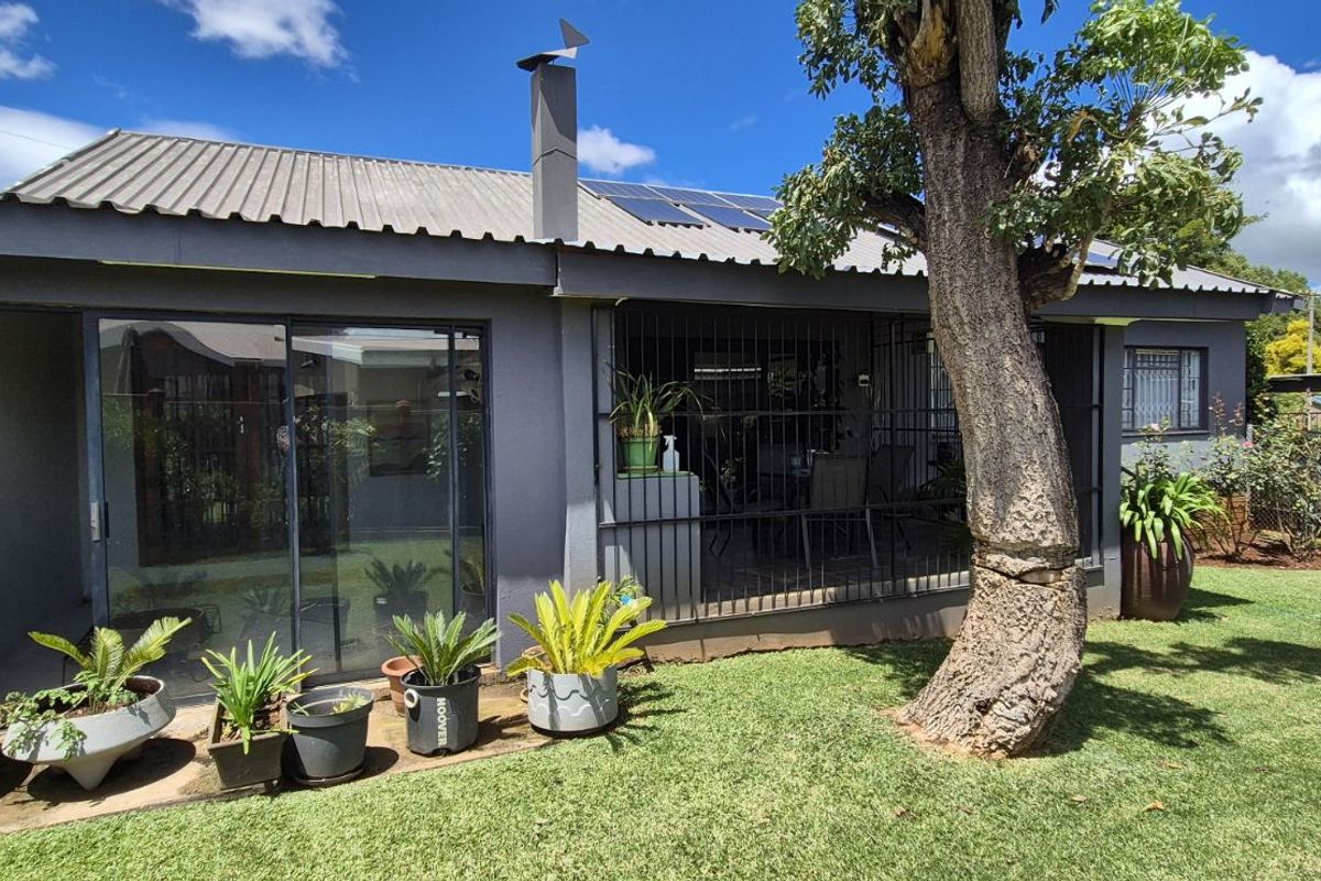 House For Sale in Lydenburg Central - Photo 5