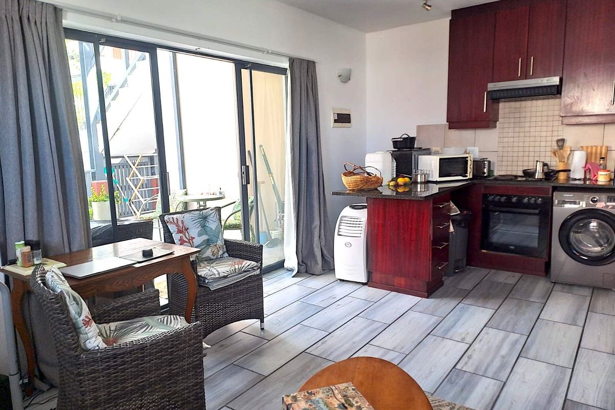 Apartment For Sale in Knysna Central - Photo 4