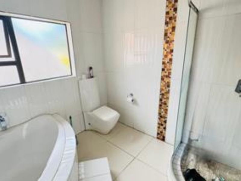 House For Sale in Fauna Park - Photo 7