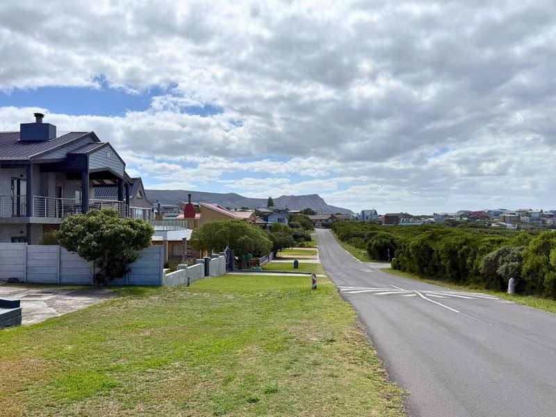 House For Sale in Franskraal - Photo 4