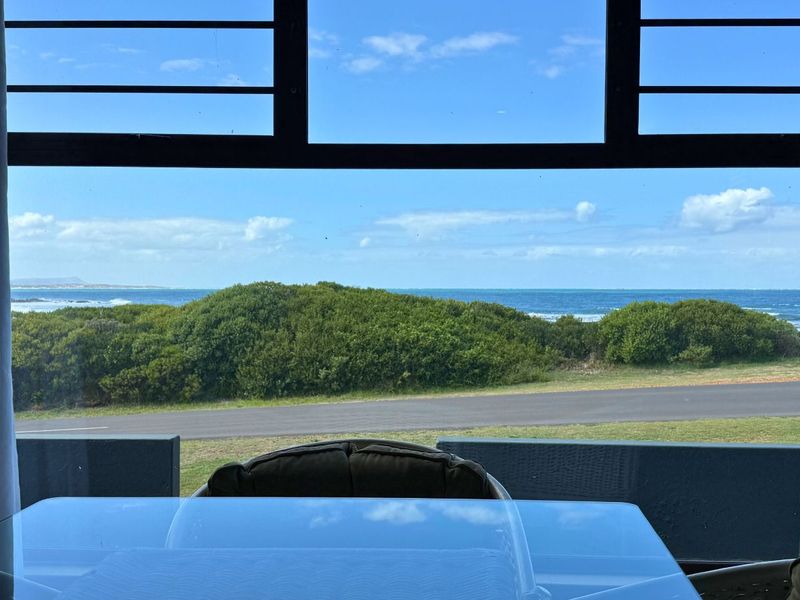 House For Sale in Franskraal - Photo 8