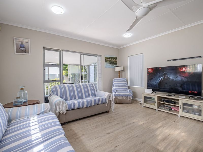 Townhouse For Sale in Bluewater Bay - Photo 7