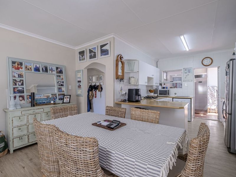 Townhouse For Sale in Bluewater Bay - Photo 6