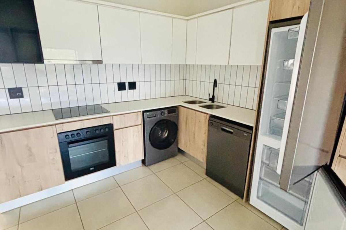 House To Rent in Mooikloof Heights - Photo 4