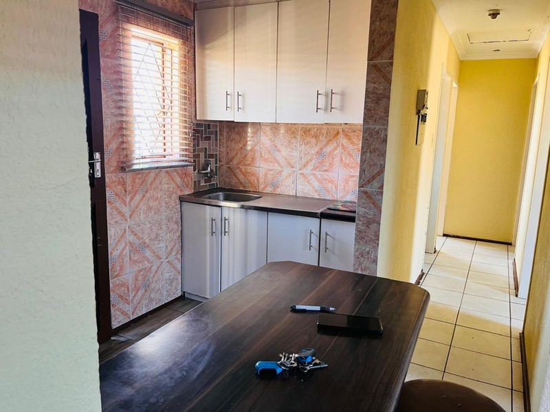 House To Rent in Embalenhle - Photo 5