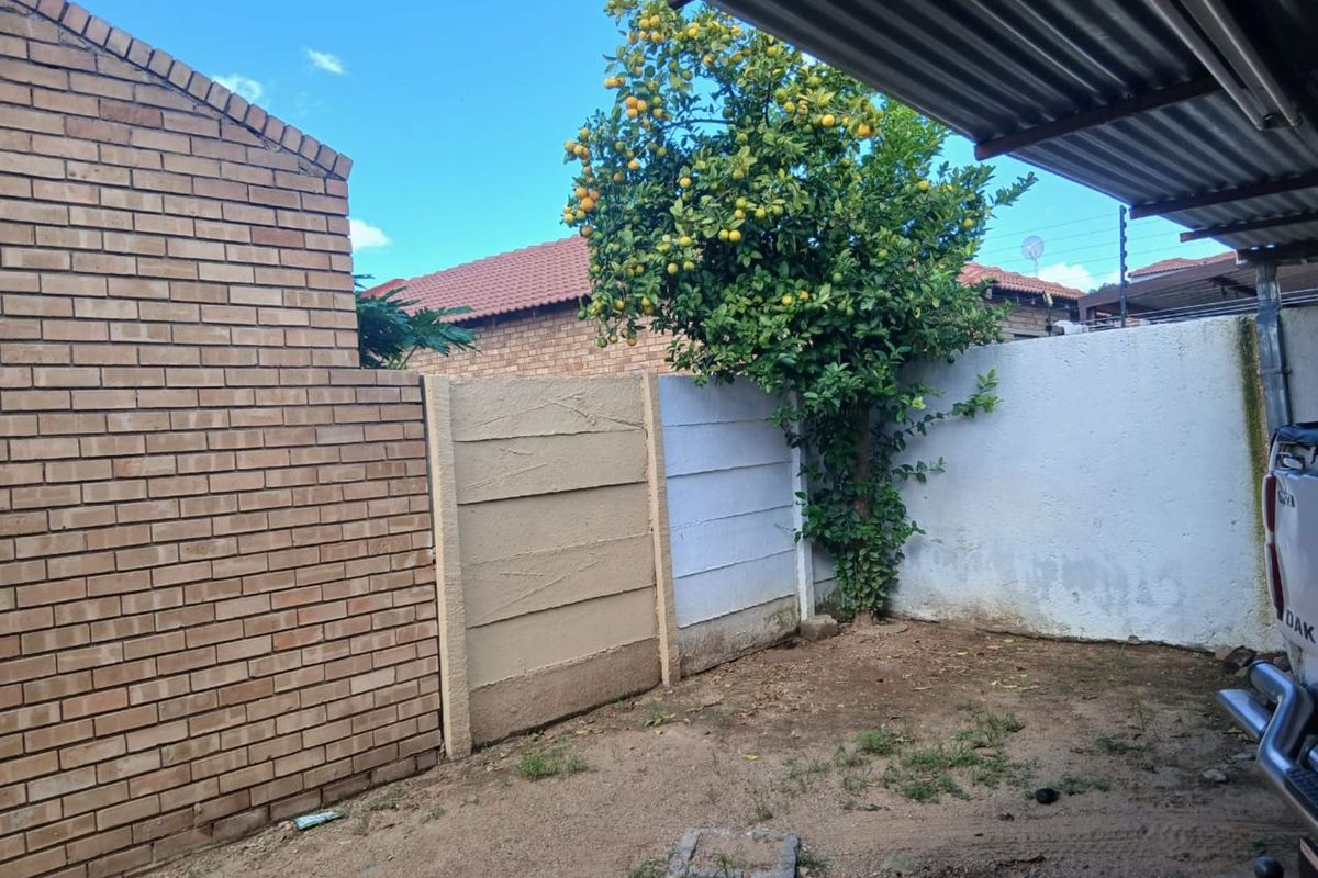 House To Rent in African Jewel - Photo 3