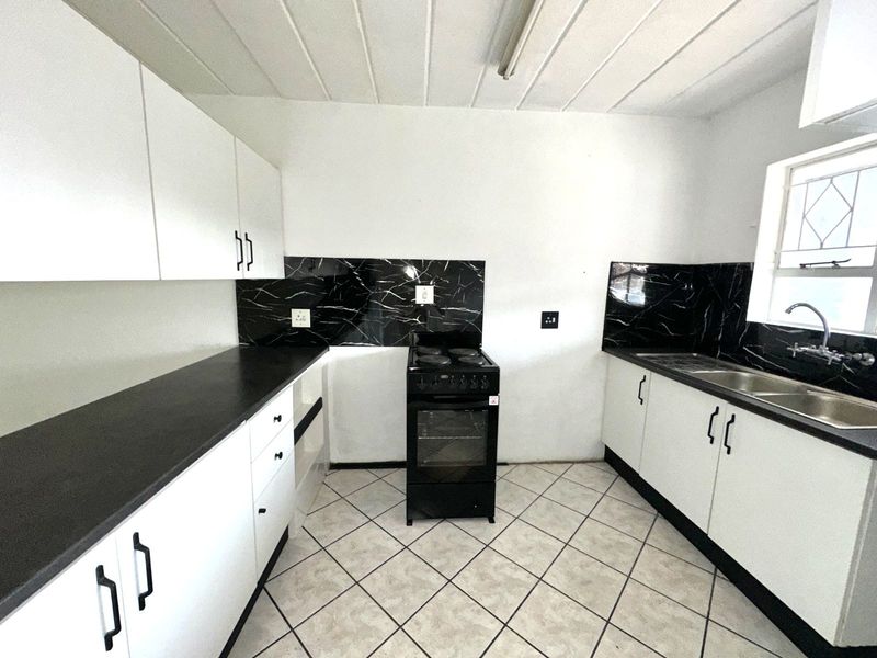 House For Sale in Florida - Photo 5