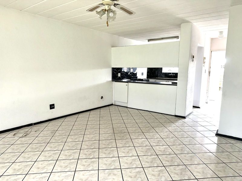 House For Sale in Florida - Photo 9