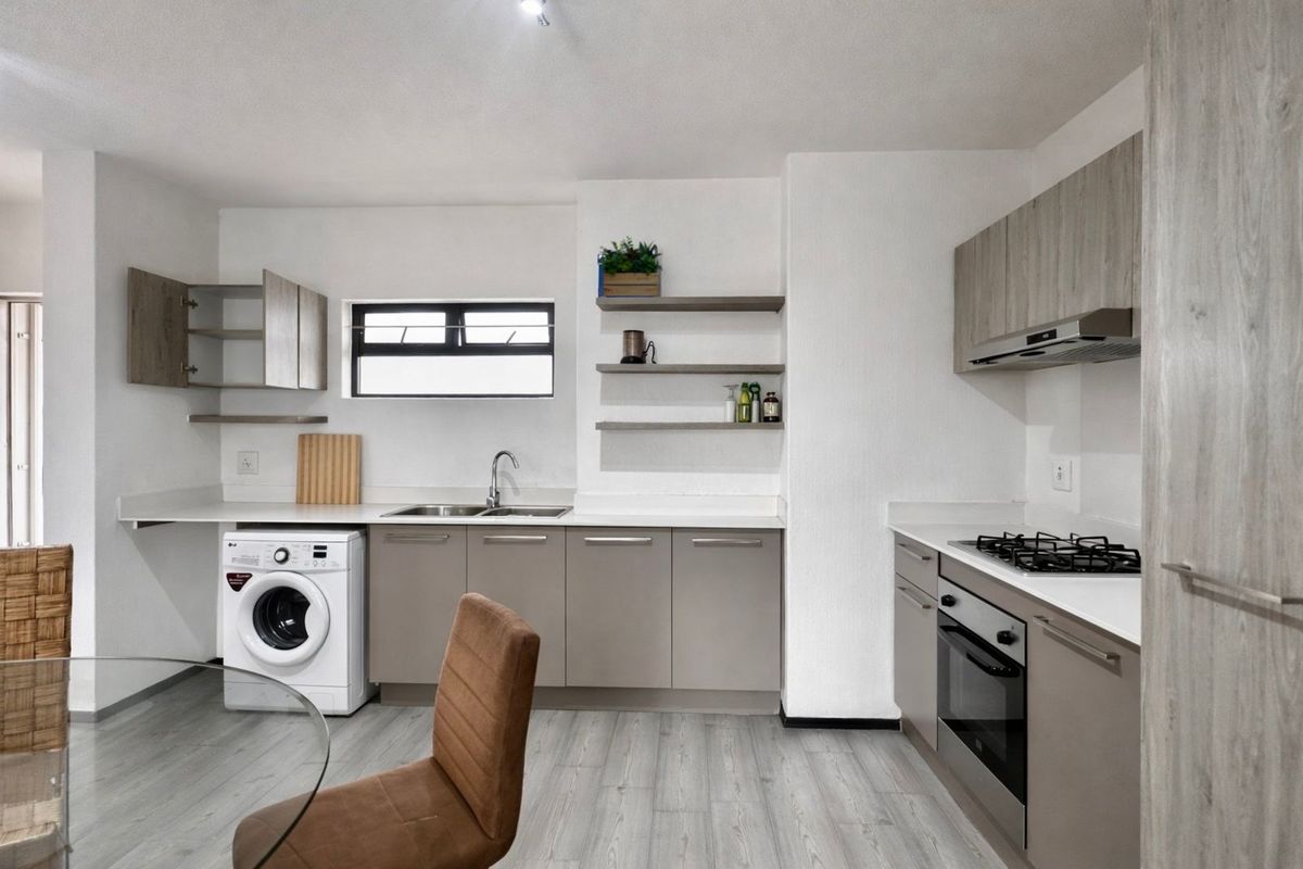 Apartment For Sale in Broadacres - Photo 3