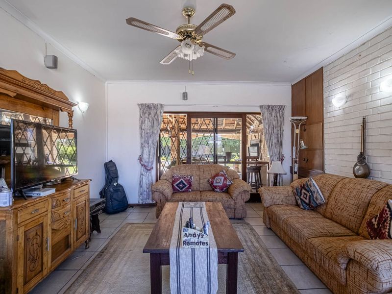 House For Sale in Bluewater Bay - Photo 5