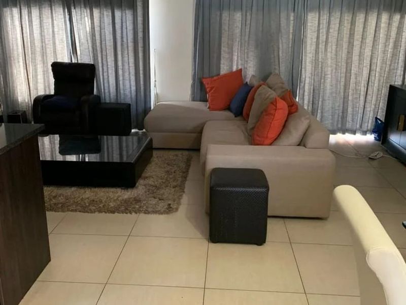 House To Rent in Fourways - Photo 4