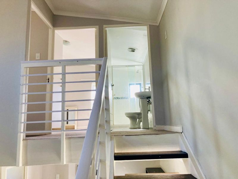 Townhouse To Rent in Parsonsvlei - Photo 10