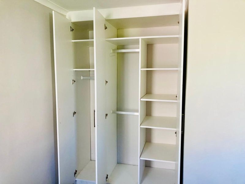 Townhouse To Rent in Parsonsvlei - Photo 4