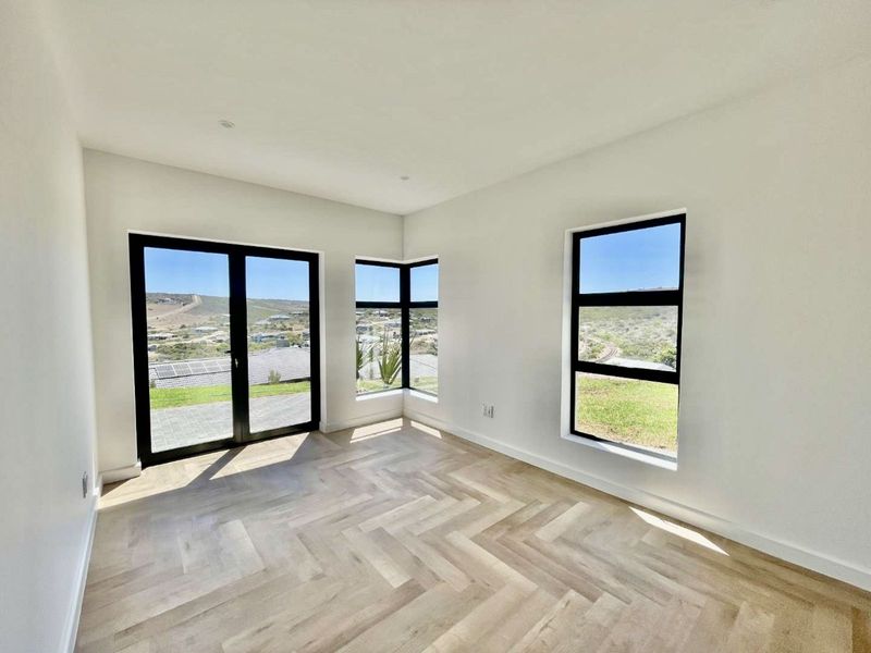 House For Sale in Seemeeu Park - Photo 9