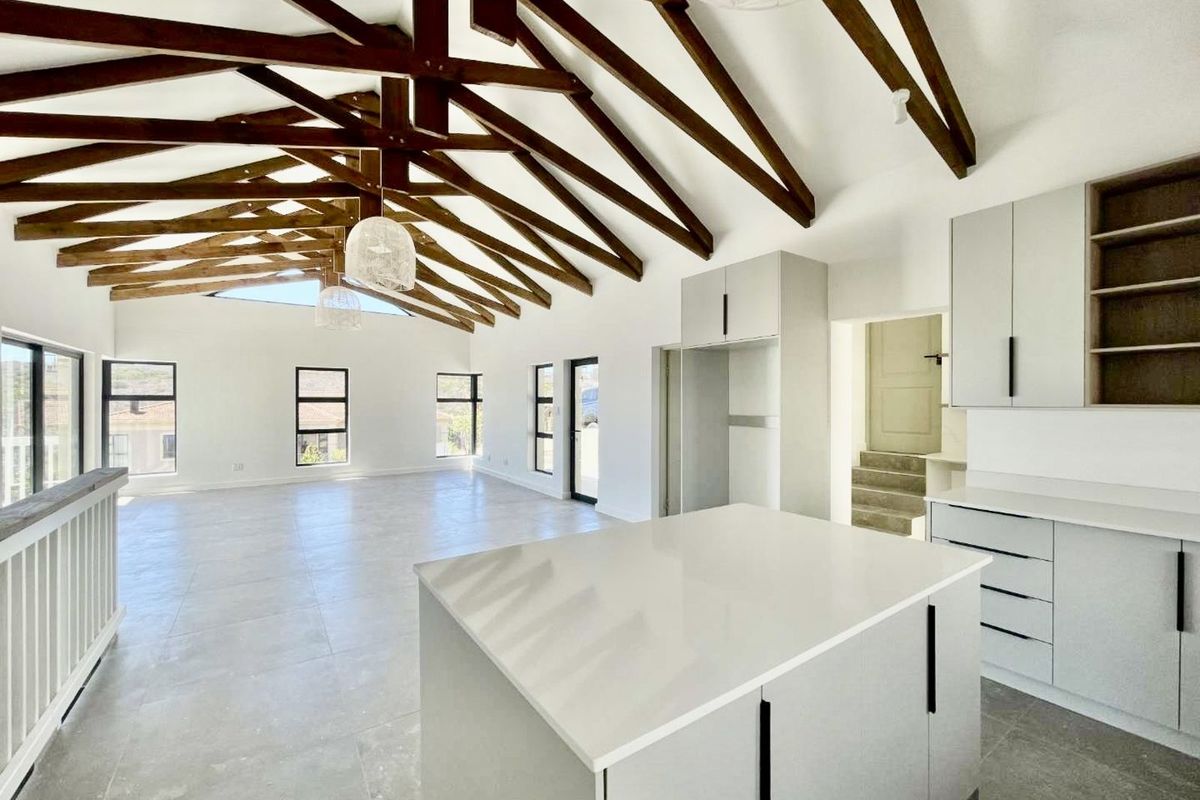 House For Sale in Seemeeu Park - Photo 3