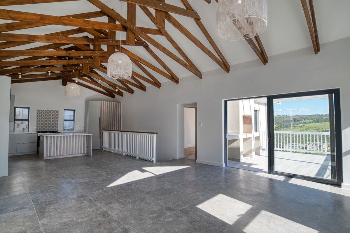House For Sale in Seemeeu Park - Photo 2