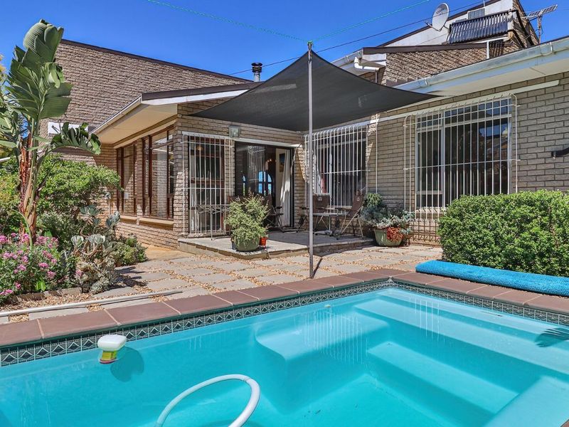 House For Sale in Villiersdorp Central - Photo 3