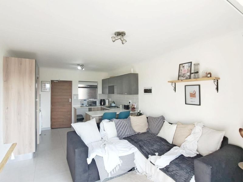 Apartment For Sale in Golden Fields Estate - Photo 7