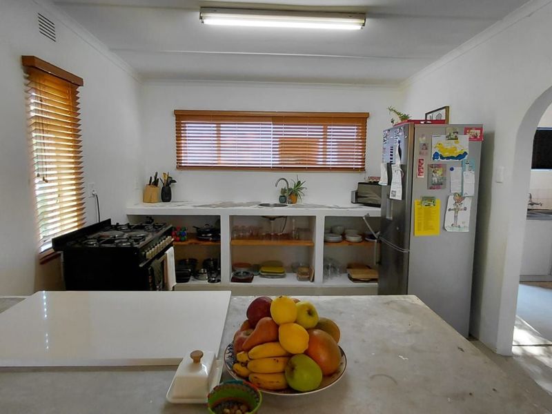 House For Sale in West Bank - Photo 10