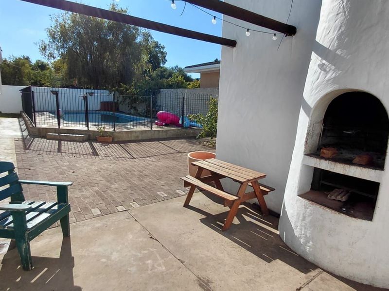 House For Sale in West Bank - Photo 5