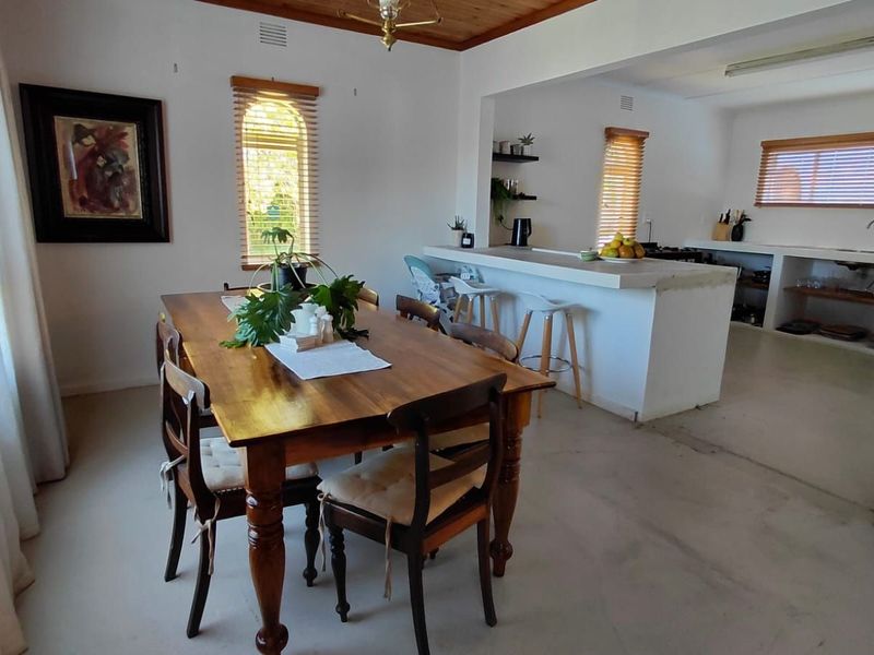 House For Sale in West Bank - Photo 8