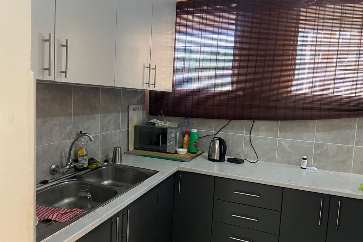 Apartment For Sale in Empangeni Central - Photo 5