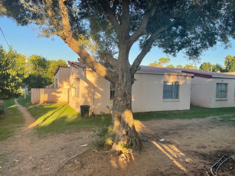 Townhouse For Sale in Bloubosrand - Photo 5