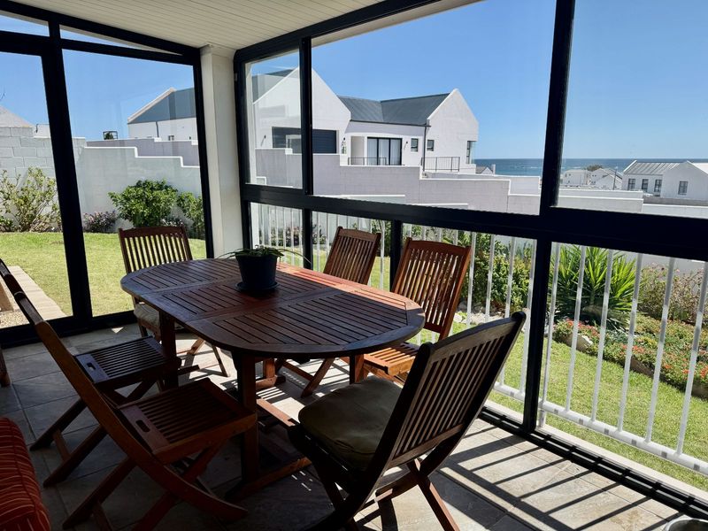 House For Sale in Da Gama Bay - Photo 2