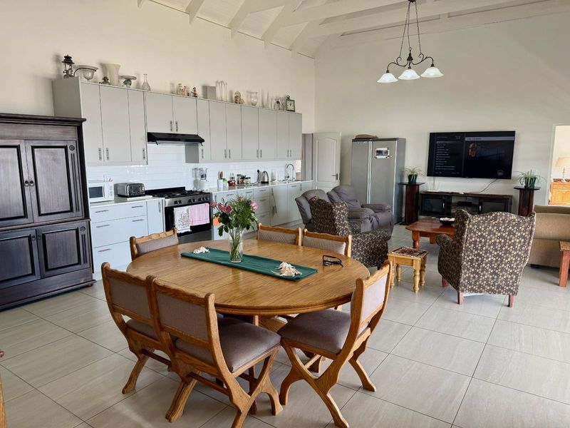 House For Sale in Da Gama Bay - Photo 3