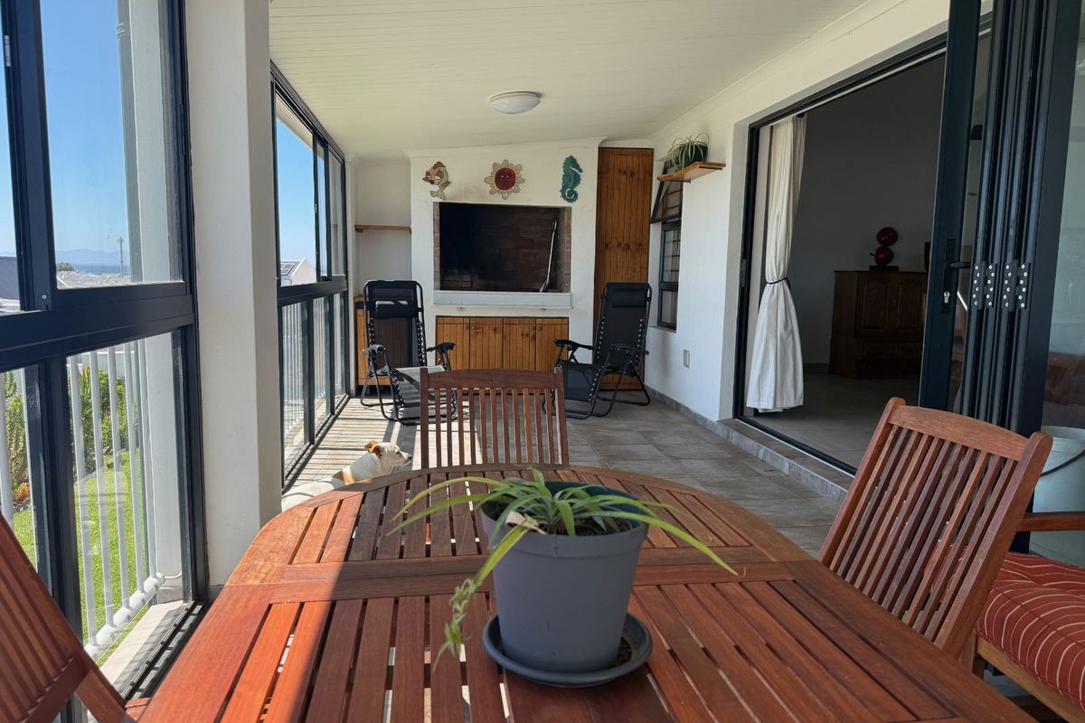 House For Sale in Da Gama Bay - Photo 5