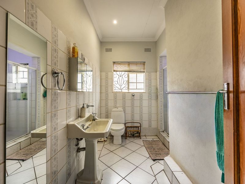 House To Rent in Colbyn - Photo 5