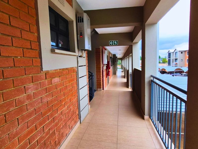 Apartment For Sale in Roodepark Eco Estate - Photo 5