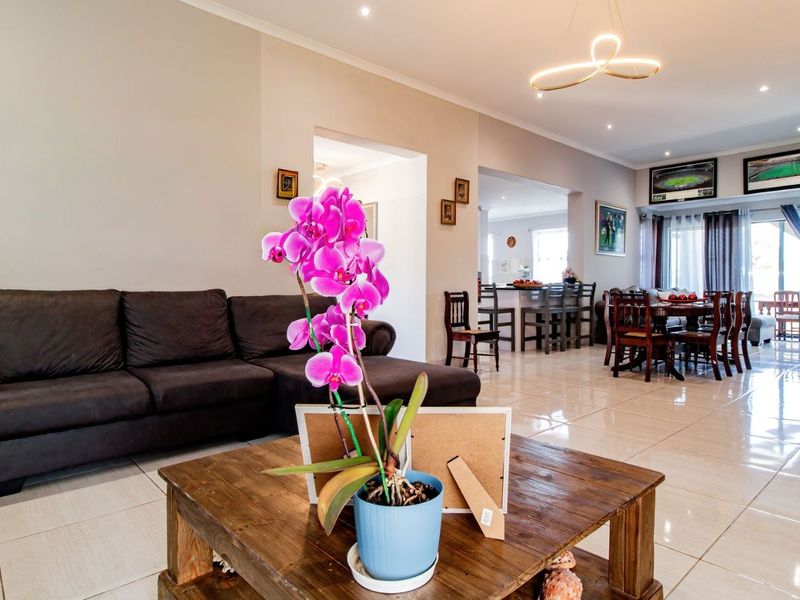 House For Sale in Admirals Park - Photo 3