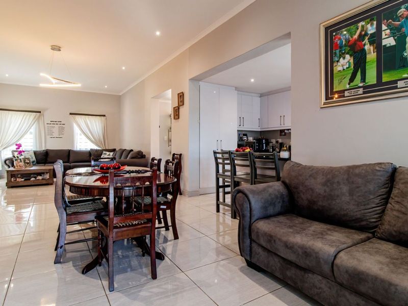 House For Sale in Admirals Park - Photo 4