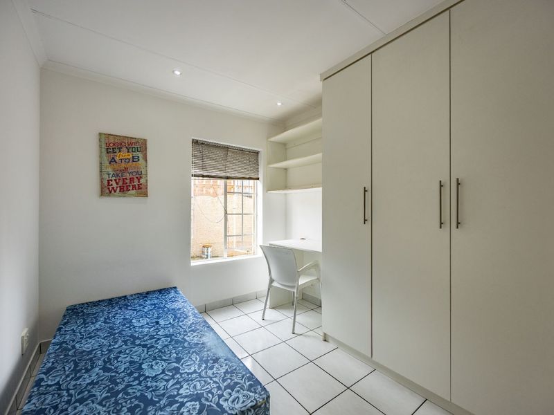 House To Rent in Colbyn - Photo 2