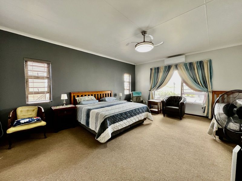 House For Sale in Fraaiuitsig - Photo 10