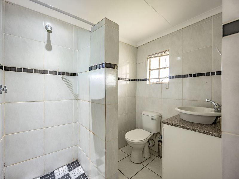 House To Rent in Colbyn - Photo 6