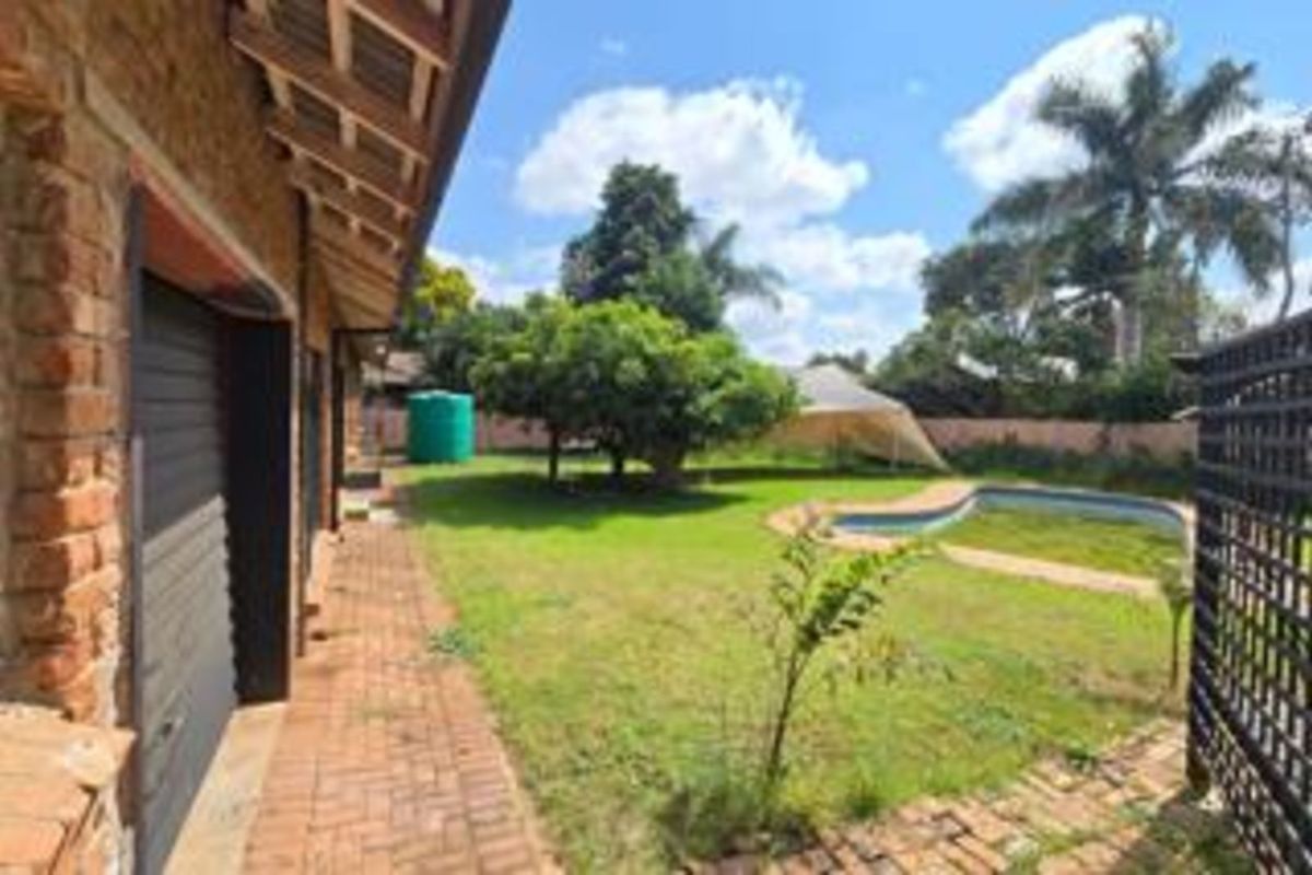 House For Sale in Flora Park - Photo 5