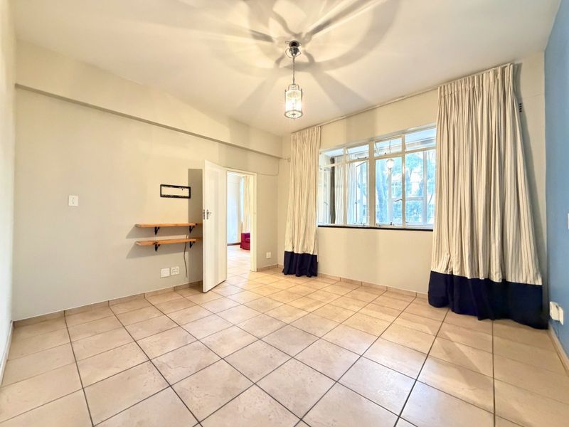 House For Sale in Killarney - Photo 9