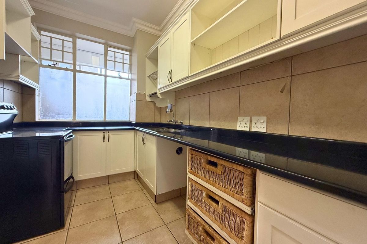 House For Sale in Killarney - Photo 4