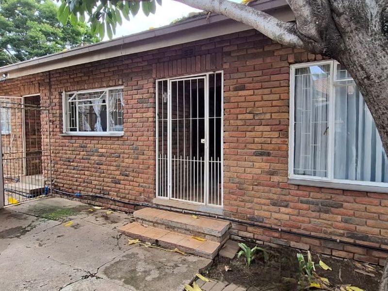 House For Sale in Bendor - Photo 10