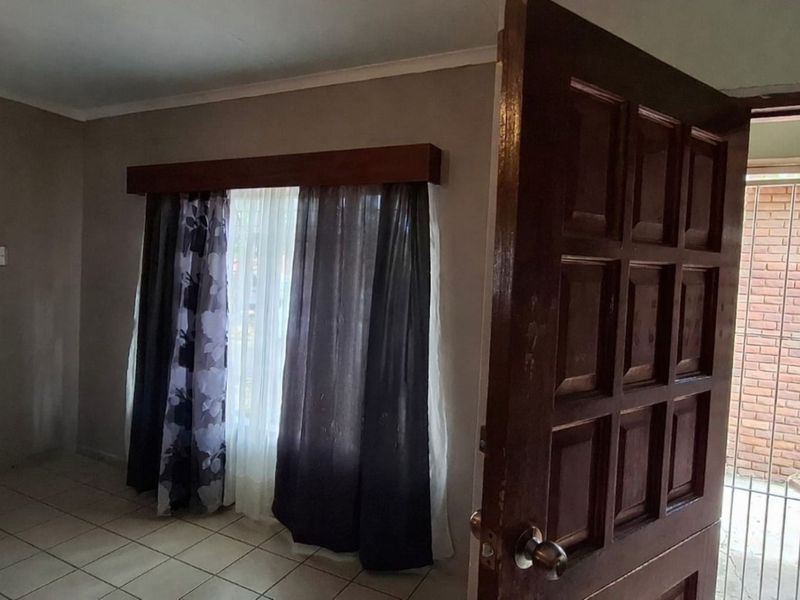 House For Sale in Bendor - Photo 7