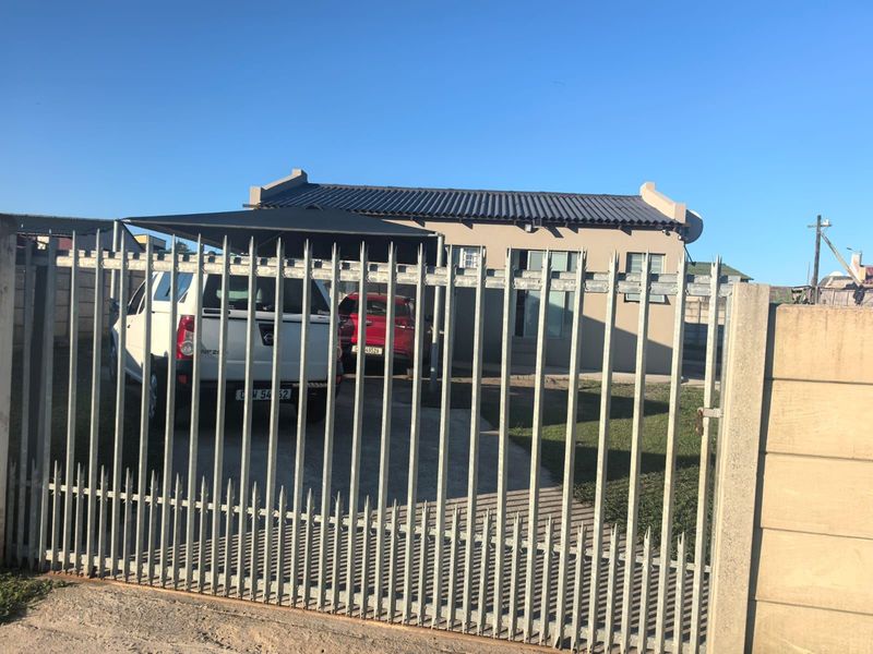 House For Sale in Parkdene - Photo 3