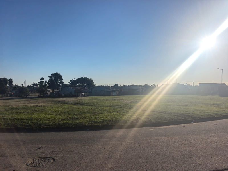 House For Sale in Parkdene - Photo 2