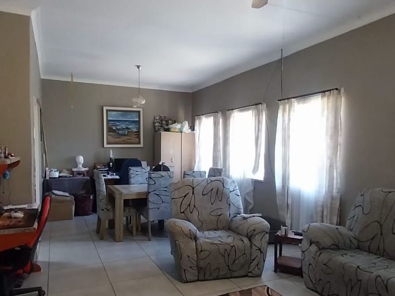 House For Sale in Ernestville - Photo 2