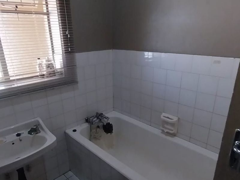 House For Sale in Ernestville - Photo 10