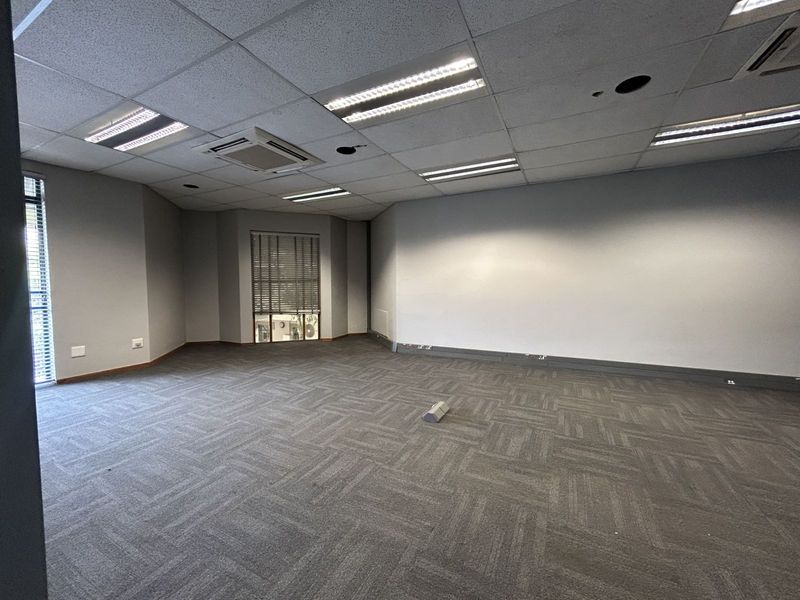 Office To Rent in Hatfield - Photo 10