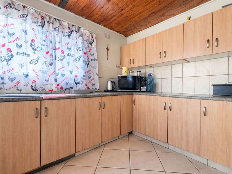 House For Sale in Ermelo Central - Photo 7